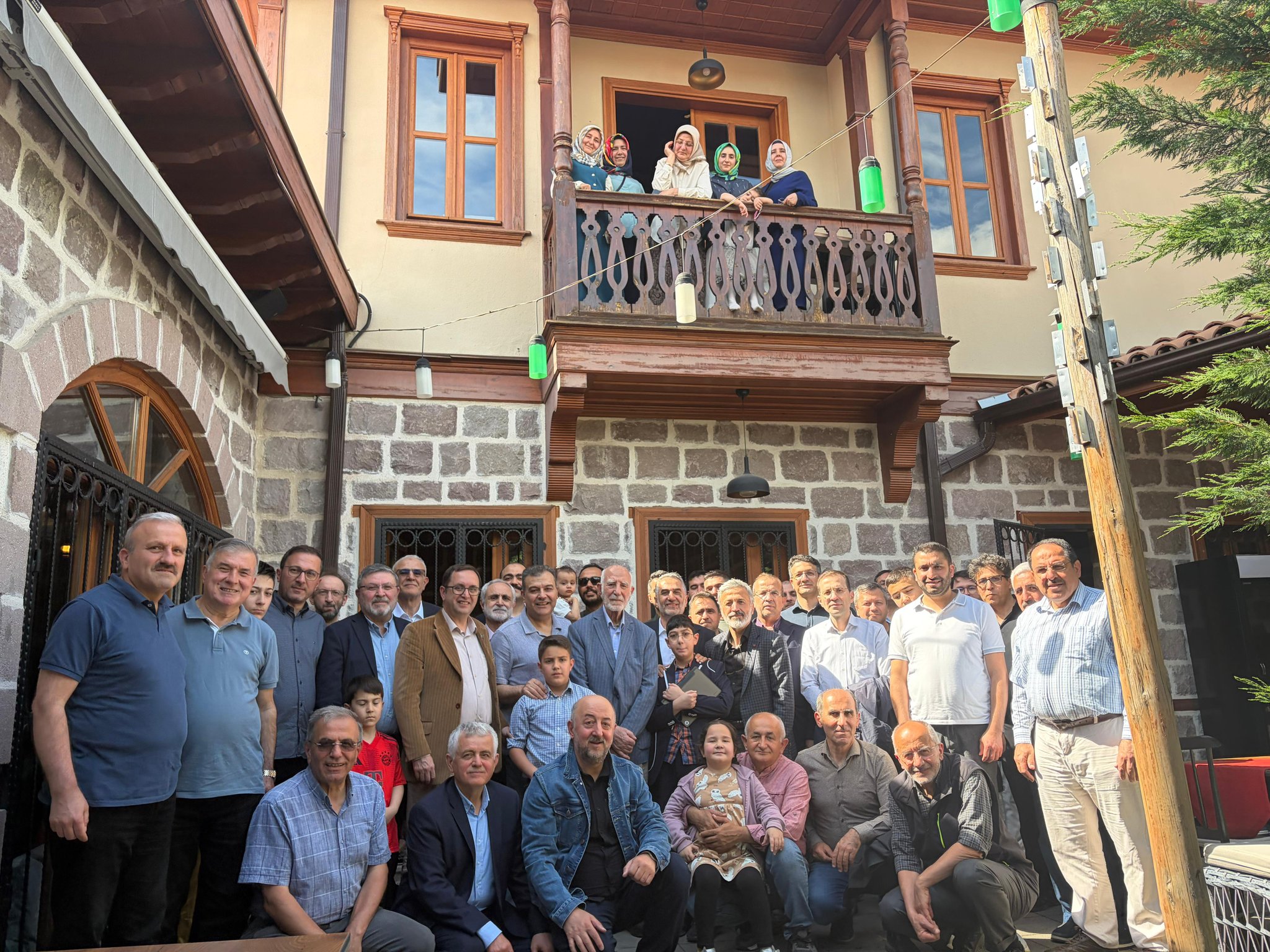 Konak’ta Bayram Sevincini Birlikte Paylaştık